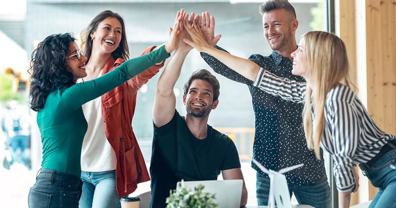 Como motivar uma equipe em 5 passos fundamentais [GUIA]