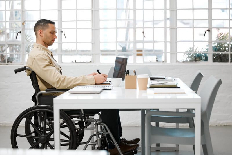 Inclusão no mercado de trabalho: tipos de inclusão e como promovê-la
